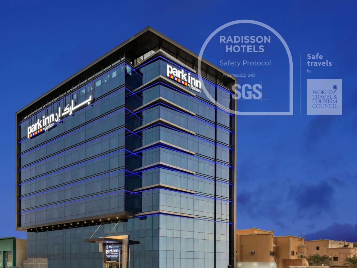 Park Inn By Radisson Jeddah Madinah Road מראה חיצוני תמונה