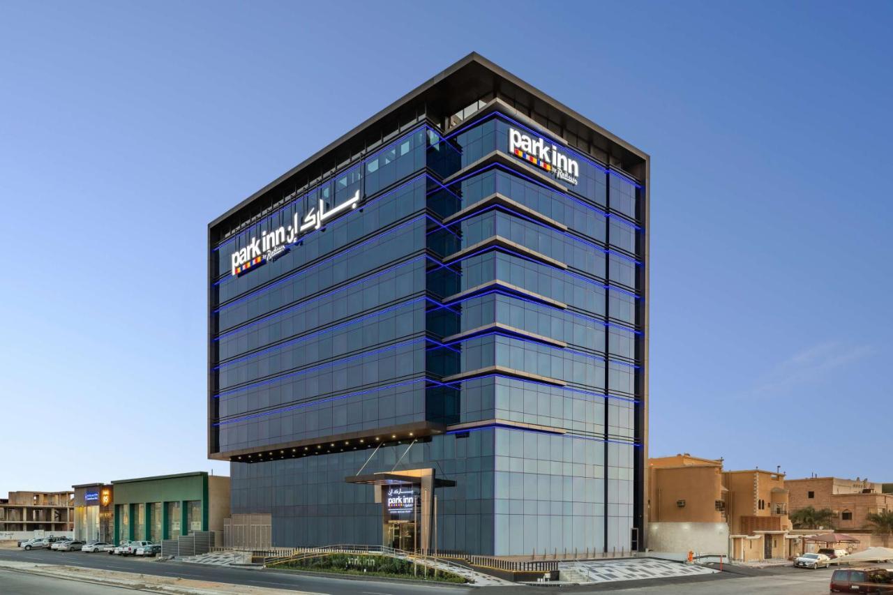 Park Inn By Radisson Jeddah Madinah Road מראה חיצוני תמונה