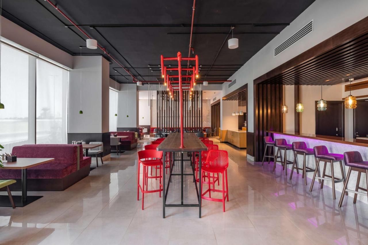 Park Inn By Radisson Jeddah Madinah Road מראה חיצוני תמונה
