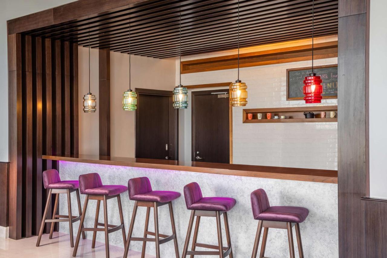 Park Inn By Radisson Jeddah Madinah Road מראה חיצוני תמונה